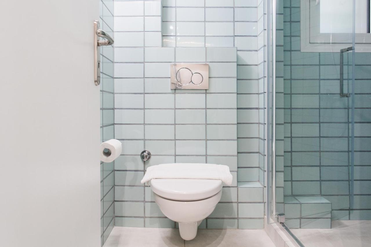 Relax In This Funky Loft Next To Metro! Athens Ngoại thất bức ảnh