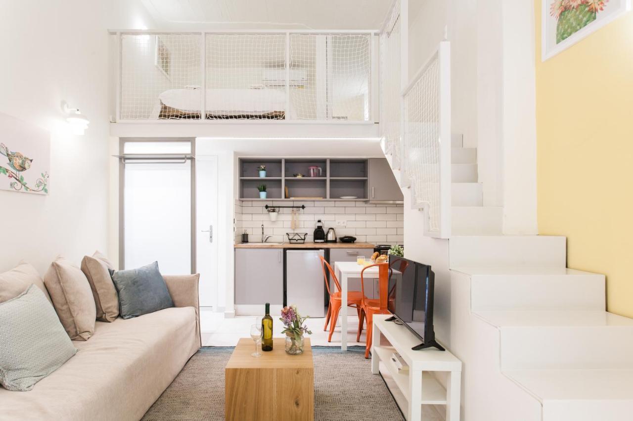 Relax In This Funky Loft Next To Metro! Athens Ngoại thất bức ảnh