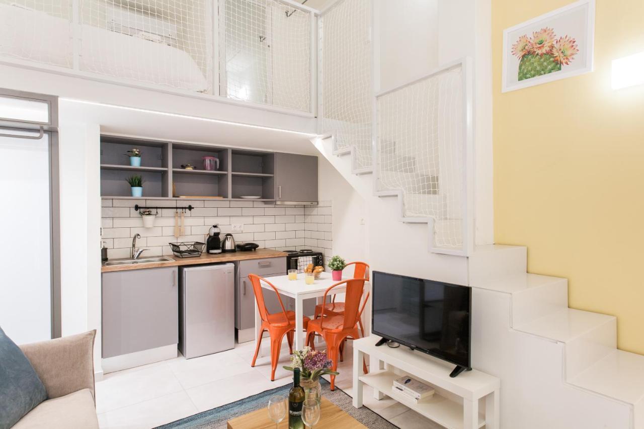 Relax In This Funky Loft Next To Metro! Athens Ngoại thất bức ảnh
